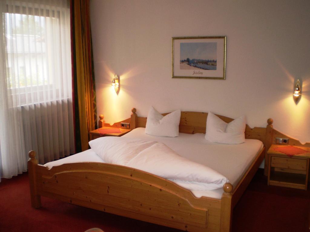 Apart Hotel Garni Strasser Zell am Ziller Phòng bức ảnh